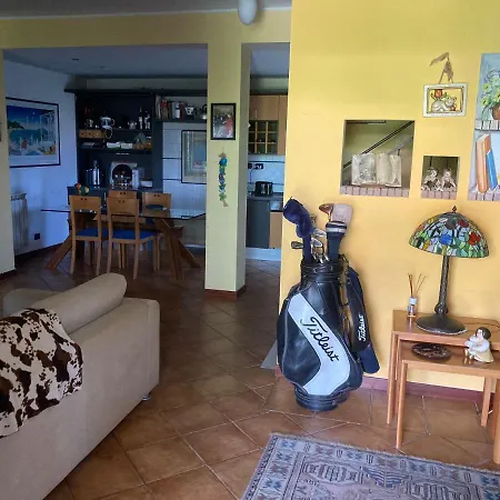 La Casa D'angolo Дом отдыха